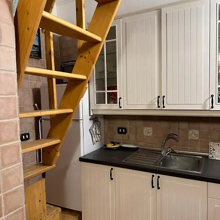 Tiny House - Spaccanapoli Apartament Neapol