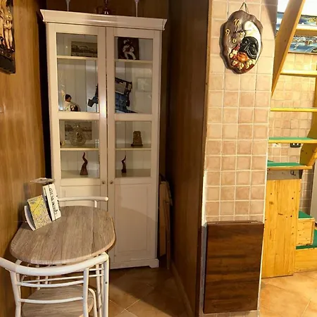 Tiny House - Spaccanapoli 아파트 *